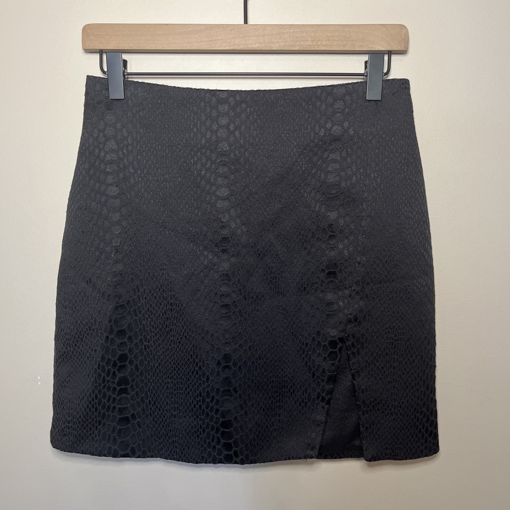 Do Be Black Faux Snakeskin Embossed Animal Print Mini Skirt Medium Y2K